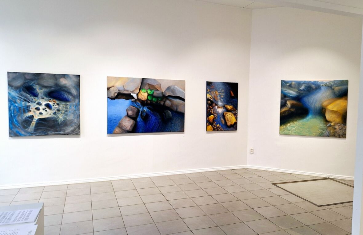 Yleiskuvaa Galleria A2:n näyttelystäni 2