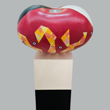 Teoksen nimi: Kolme sydäntä / Three Hearts