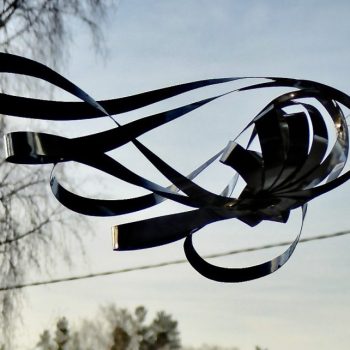 Name of the work: “Tuulenpesä karkuteillä”