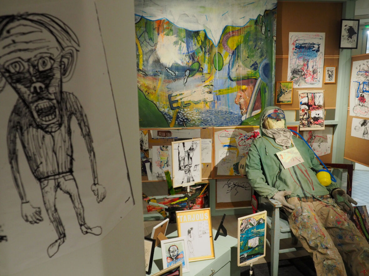 Tienlaidalla avaruusromua