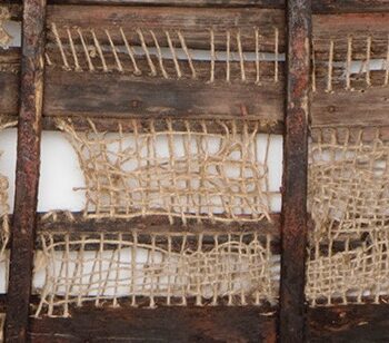 Teoksen nimi: Minussa muistaa – In me remembers