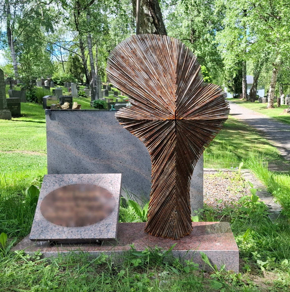 Pieni hautamuistomerkki