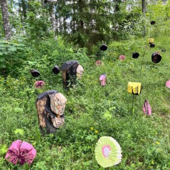 Teoksen nimi: Kuolon niityt