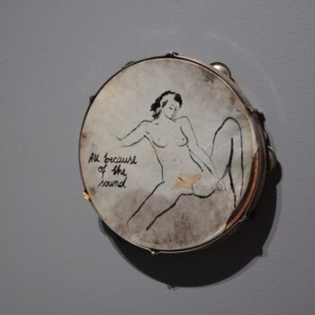 Teoksen nimi: All because of the sound