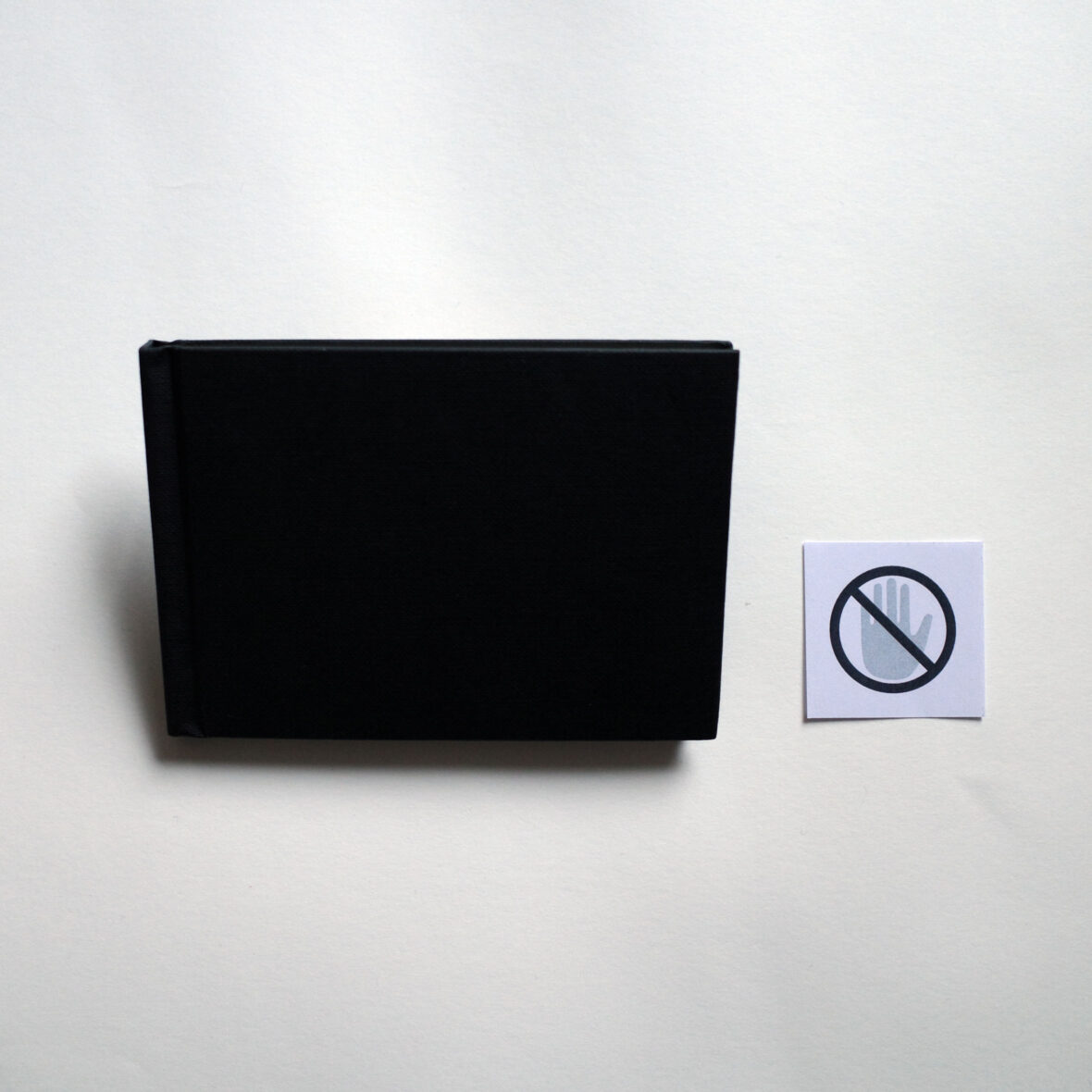 Äänioikeudettomuus. Kuvittele muistikirja.