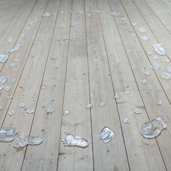 Teoksen nimi: We Thaw from Here