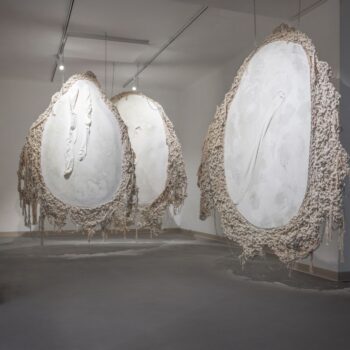 Teoksen nimi: Ghost (s) no.2-4