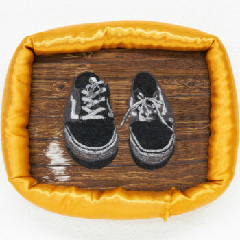 Teoksen nimi: These shoes are made for skating (After Vincent Van Gogh, A Pair of Shoes, 1886)