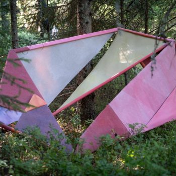 Teoksen nimi: ´Nature into Geometry´