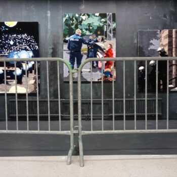 Teoksen nimi: Nimenomaisesti kutsutut -installaatio