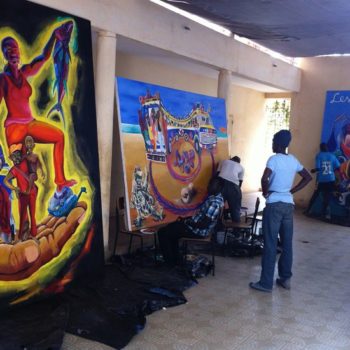Teoksen nimi: Näkymä Dakar-triptyykin tekovaiheista. / A studio view from the making of the Dakar Triptych.