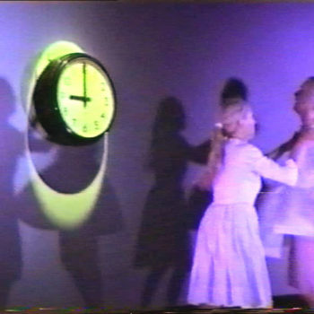 Teoksen nimi: ”Skolaris” video-osuudet ja installaatio, Nykytaiteen museo 1993