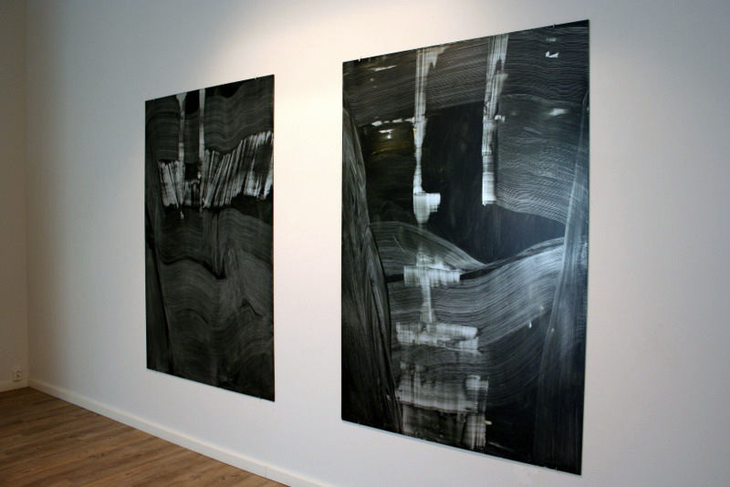 Galleria Maaret Finnberg yleiskuva yksityisnäyttelystä 2010 / öljy alumiinille